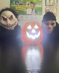 Advance Language Centre celebra Halloween con juegos.